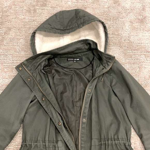 Army green jacket - Picture 2 of 2